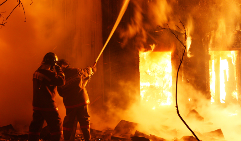 Bursa’da Odun Sobasını Harlarken Canından Oldu
