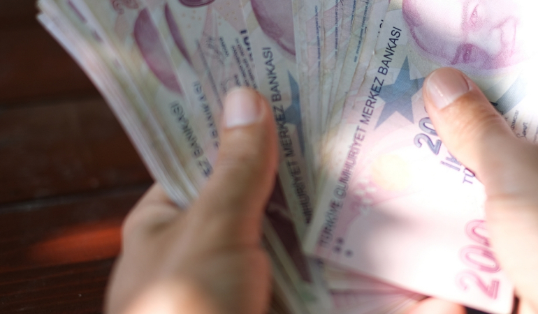 Aile Destek ödemesi Son Dakika Açıklaması. Bitti mi? Devam mı Edecek?